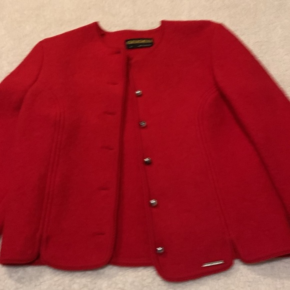 Geiger Tyro Austria Womens Red 100% Wool Cropped Jacket Size 42 - Picture 2 of 5